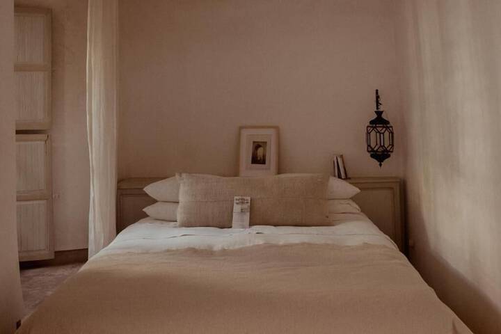Room 18 of 95