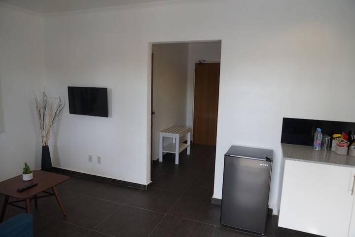 Room 10 of 32