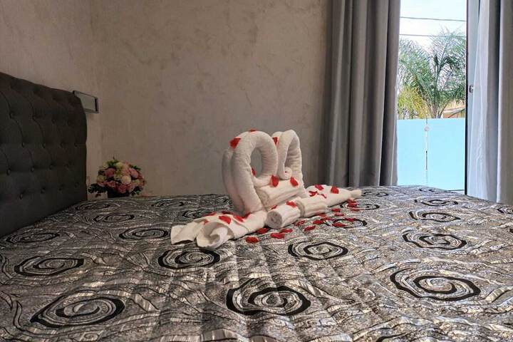 Room 27 of 89