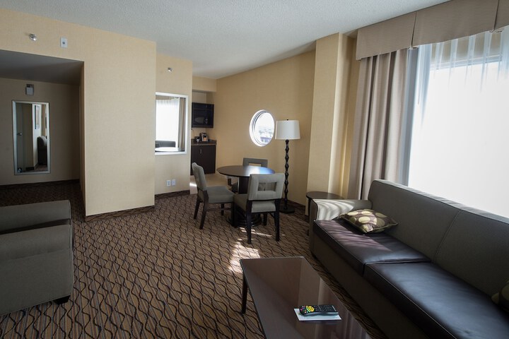 Room 17 of 49