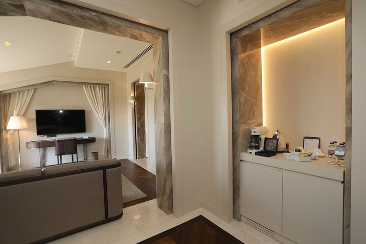 Room 13 of 79