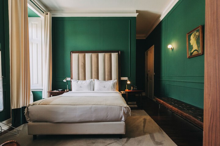 Room 48 of 274