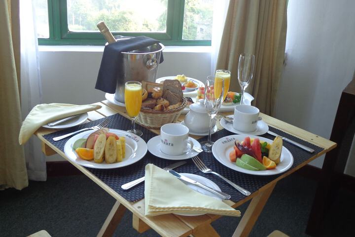 Breakfast meal