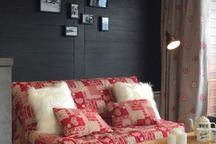 Room 33 of 35