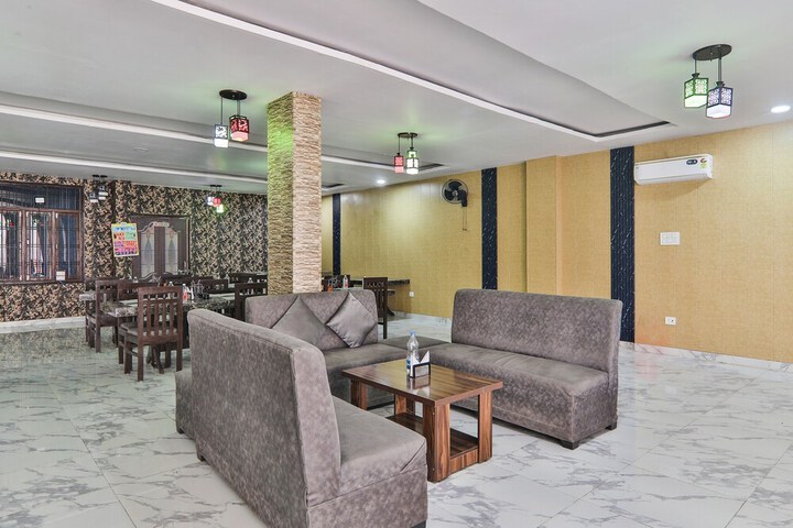 Hotel Interior 10 of 38