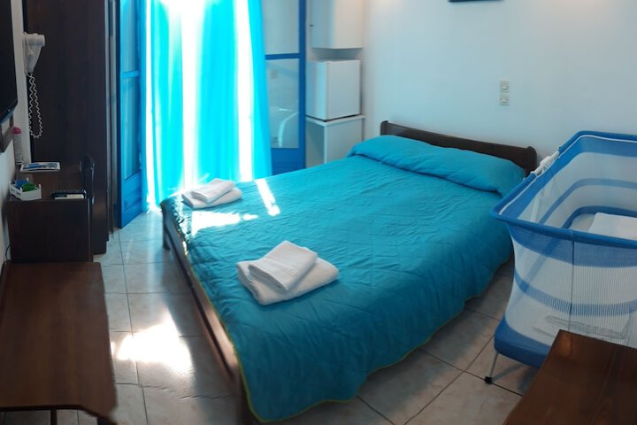 Room 14 of 76