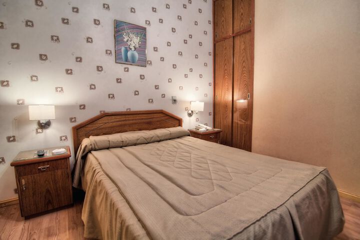 Room 10 of 51