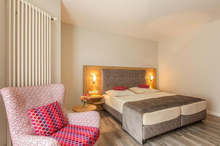 Room 2 of 11