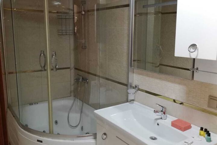 Room 20 of 27
