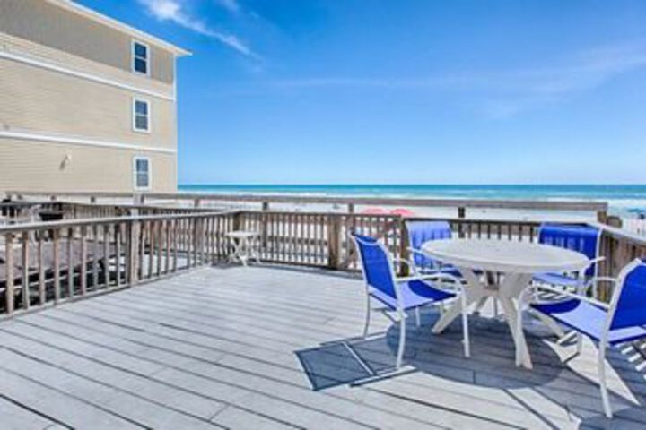 Terrace/Patio 16 of 17