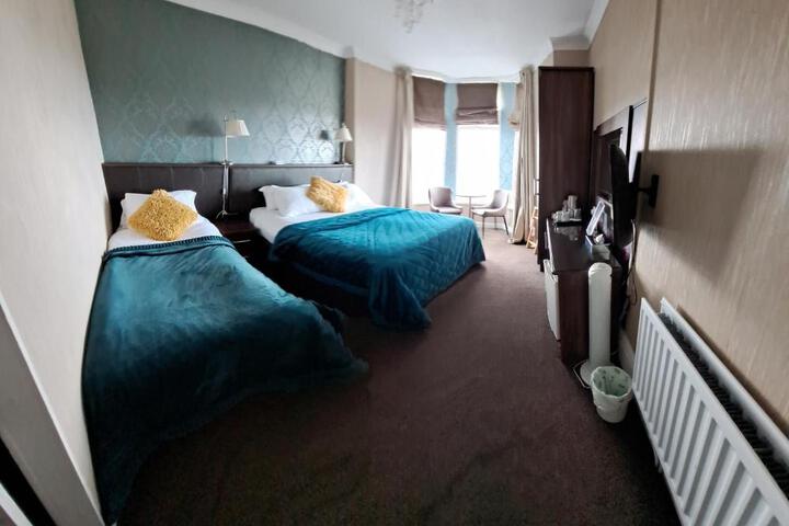 Photo 12