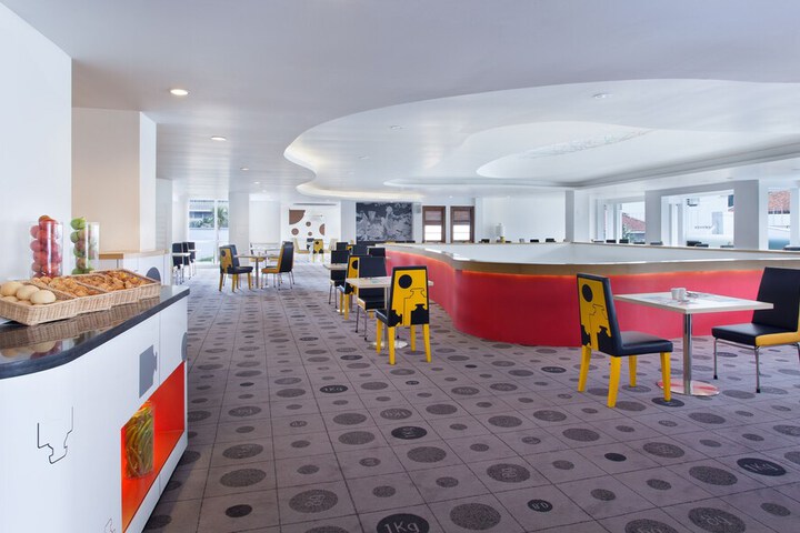 Dining Photos
