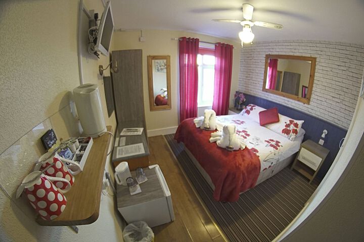 Room 15 of 70