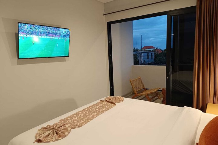 Room 19 of 96