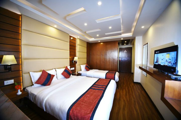 Room 150 of 339