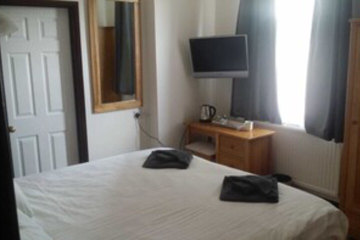 Room 41 of 85