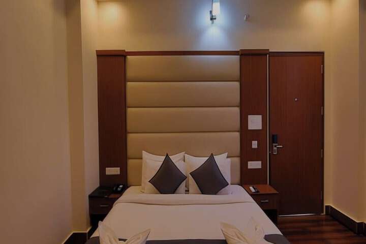 Room 7 of 51
