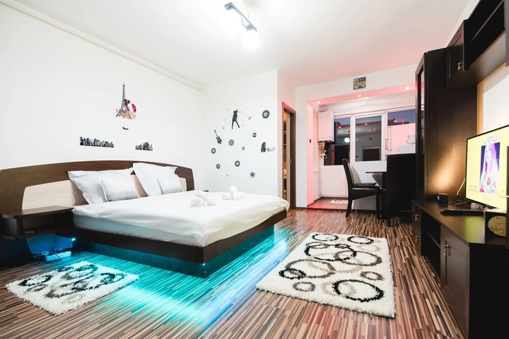 Room 2 of 13