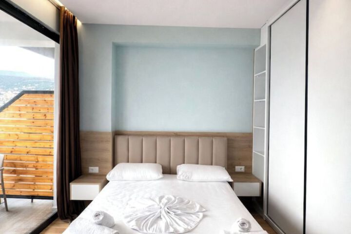 Room 30 of 73