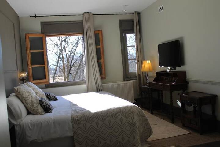 Room 16 of 40