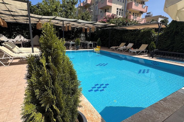 Pool 23 of 169