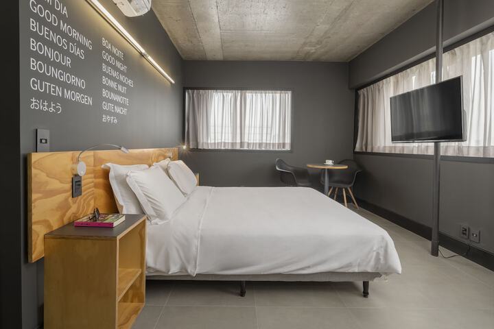 Room 13 of 41