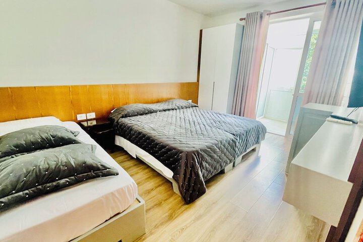 Room 30 of 74