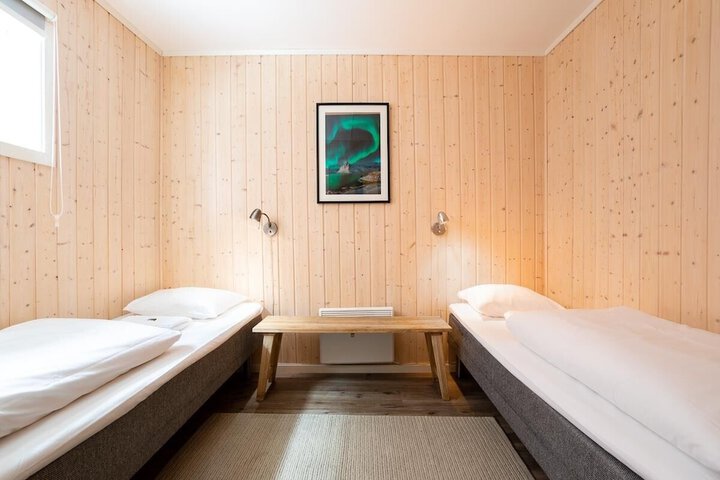 Room 22 of 204