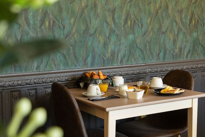 Dining 80 of 114