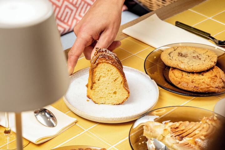 Breakfast/Coffee Service 92 of 105