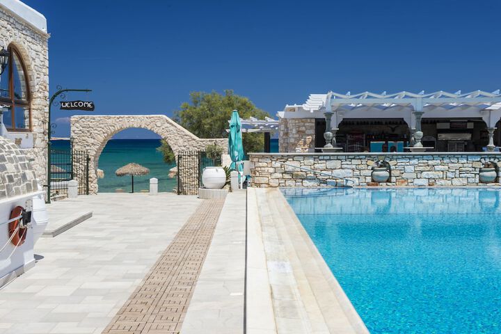 Pool 49 of 75