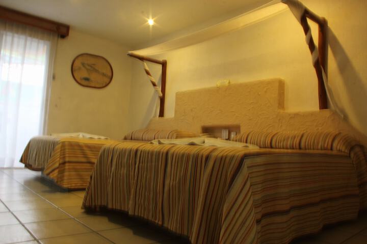 Room 12 of 41