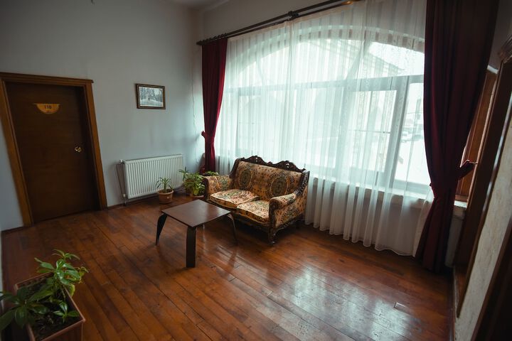 Room 25 of 71