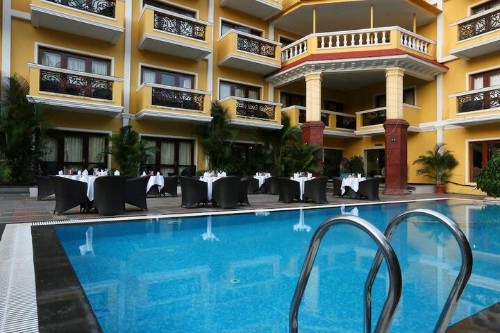 Pool 60 of 102