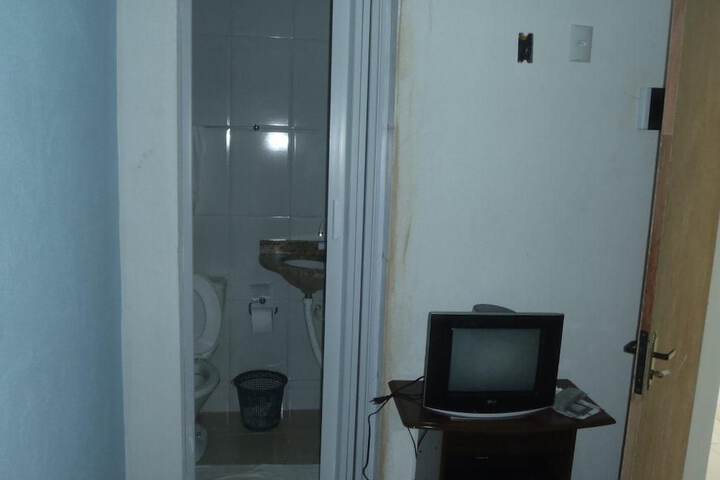 Room 37 of 72