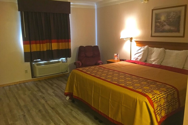 Room 7 of 31