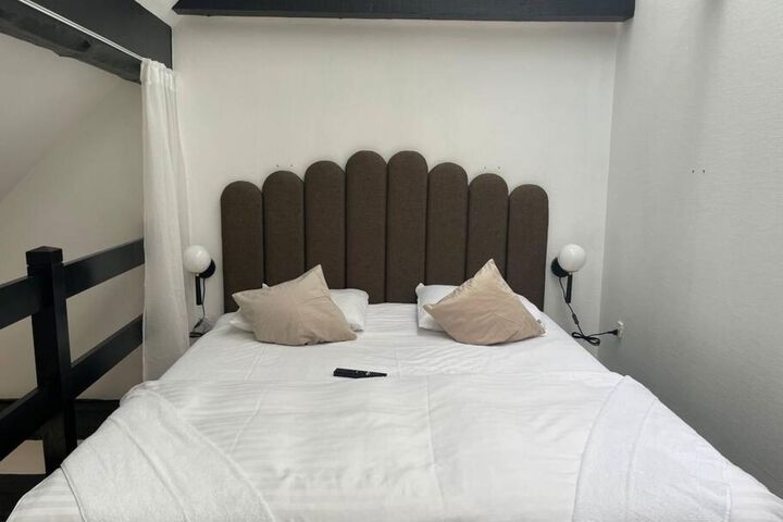 Room 58 of 69