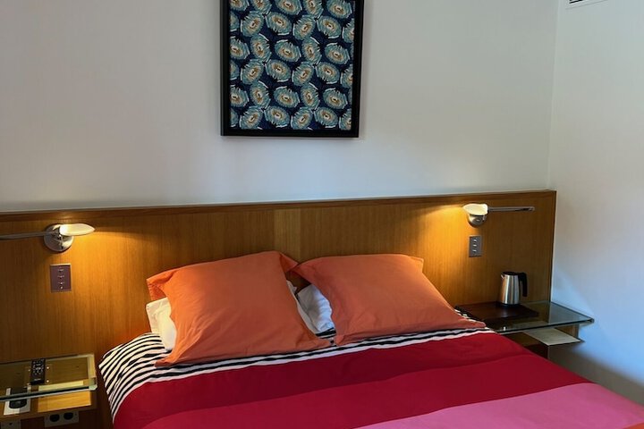 Room 19 of 105