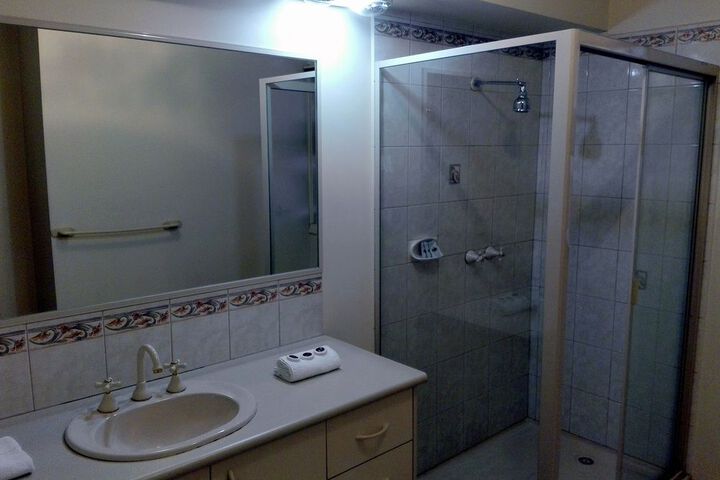 Room 20 of 38