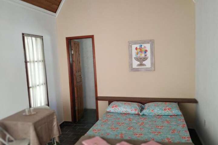 Room 32 of 68