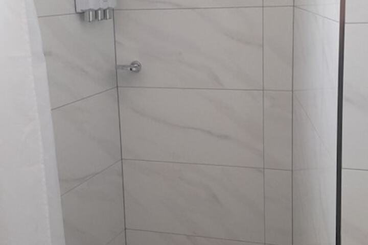 Room 16 of 21
