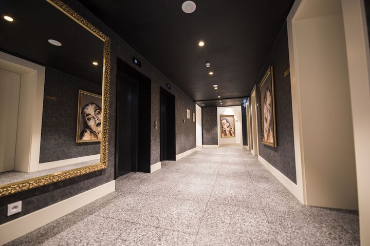Ballroom/Hall 36 of 41