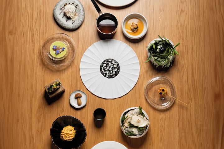 Dining 111 of 157