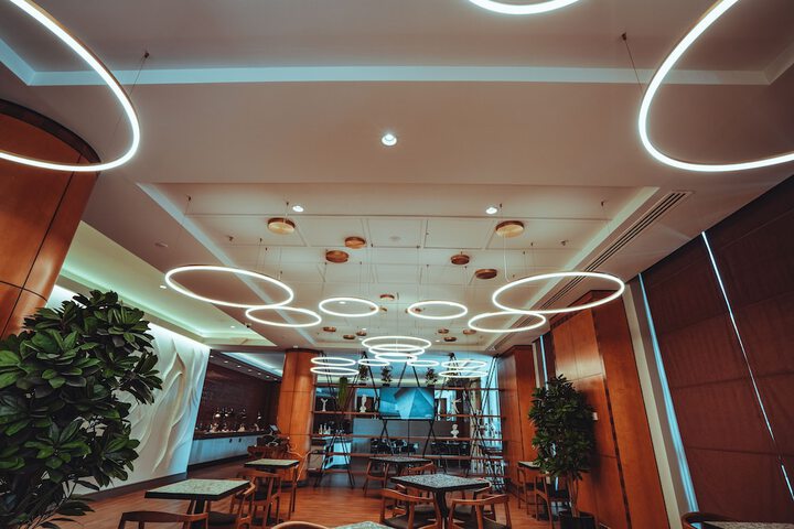 Dining 42 of 65