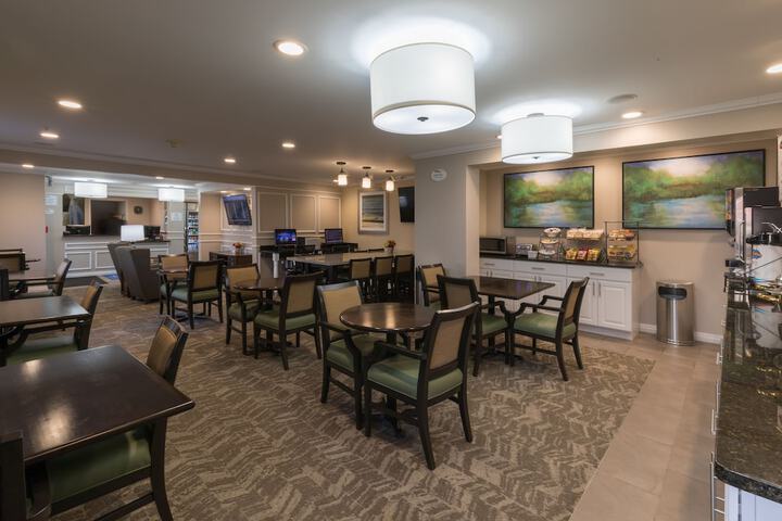 Breakfast area