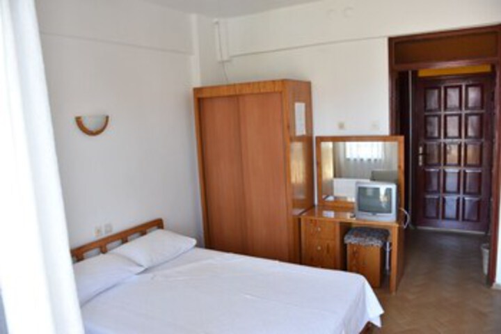 Room 16 of 17
