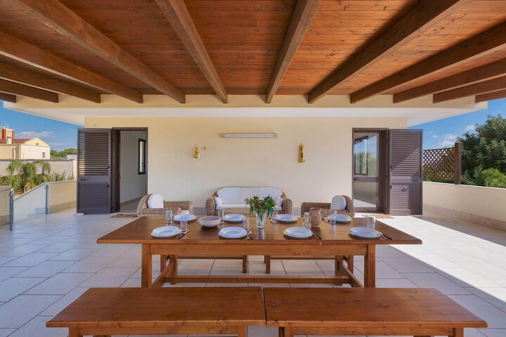 Terrace/Patio 9 of 17