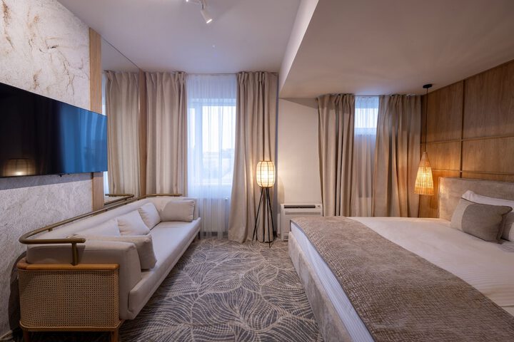 Room 31 of 60