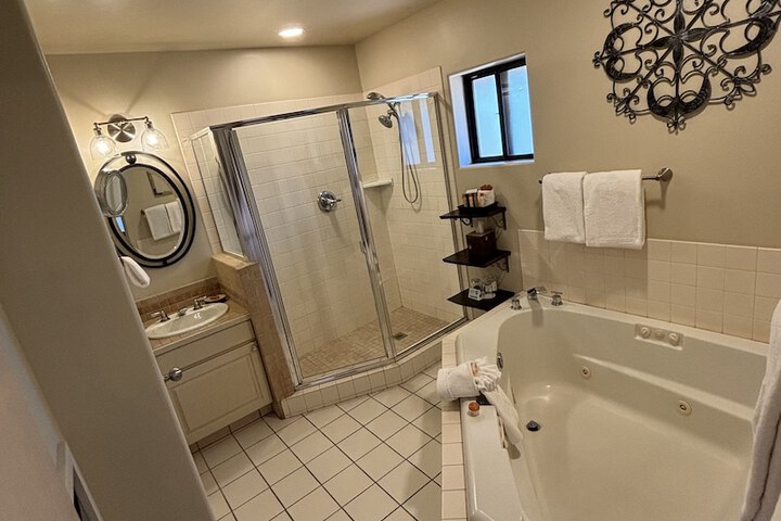 Room 214 of 285