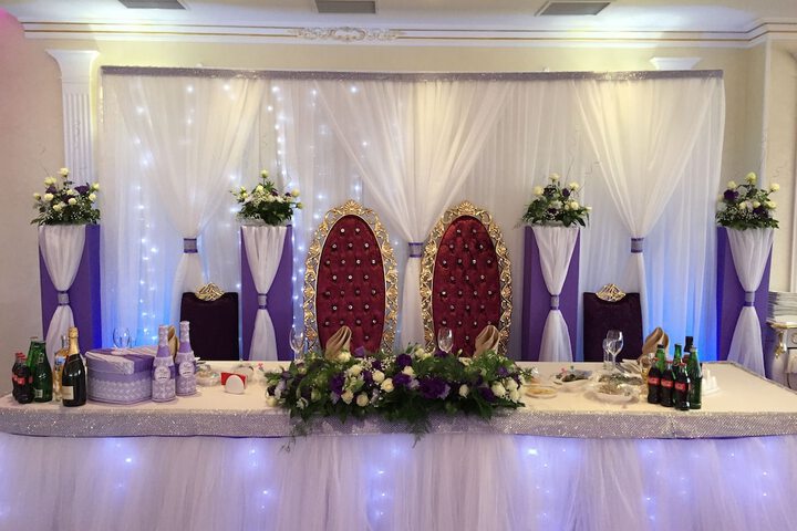 Ballroom/Hall 48 of 63